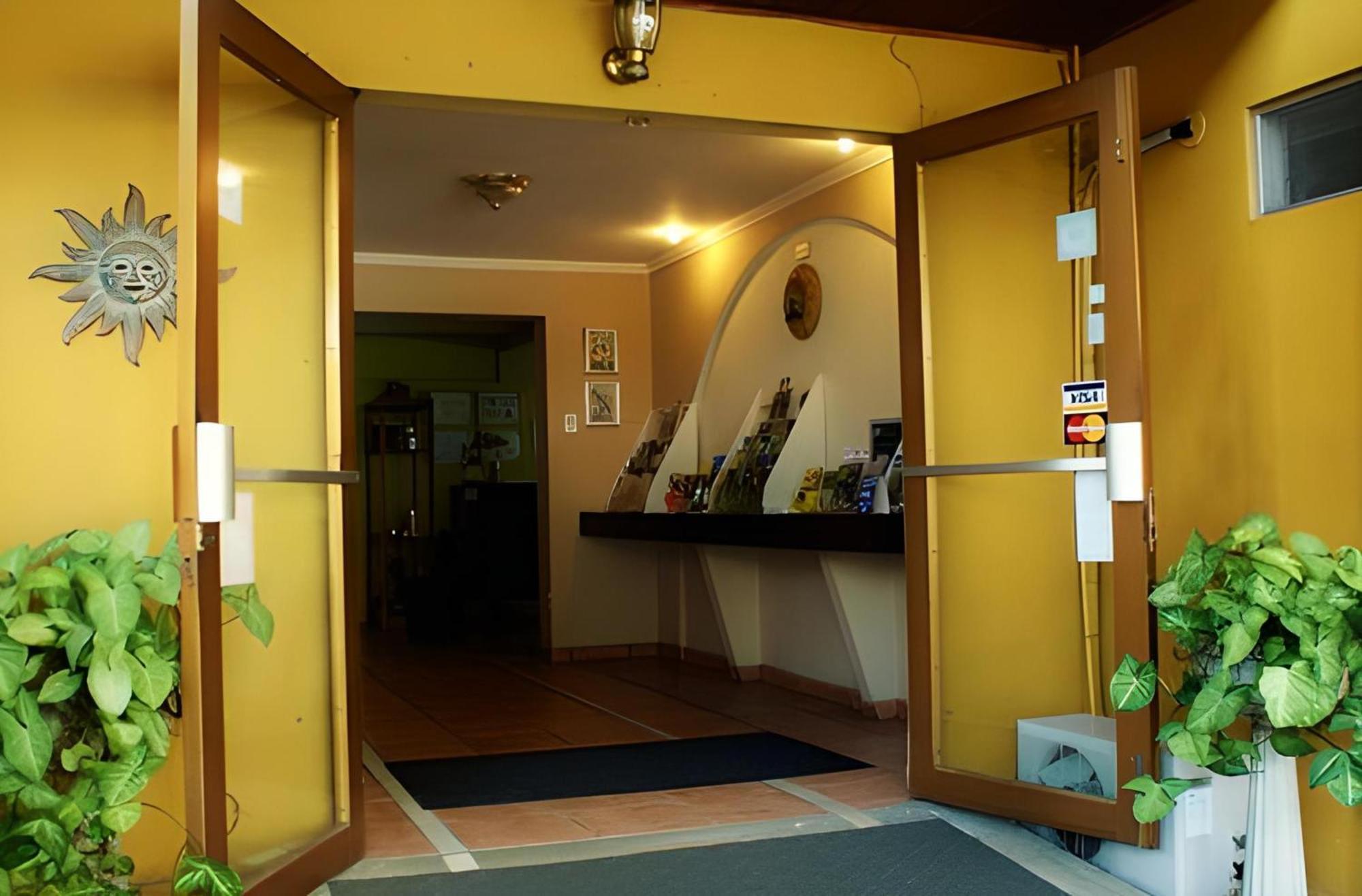 Puerta Del Sol - Airport Hotel San Jose (San Jose)