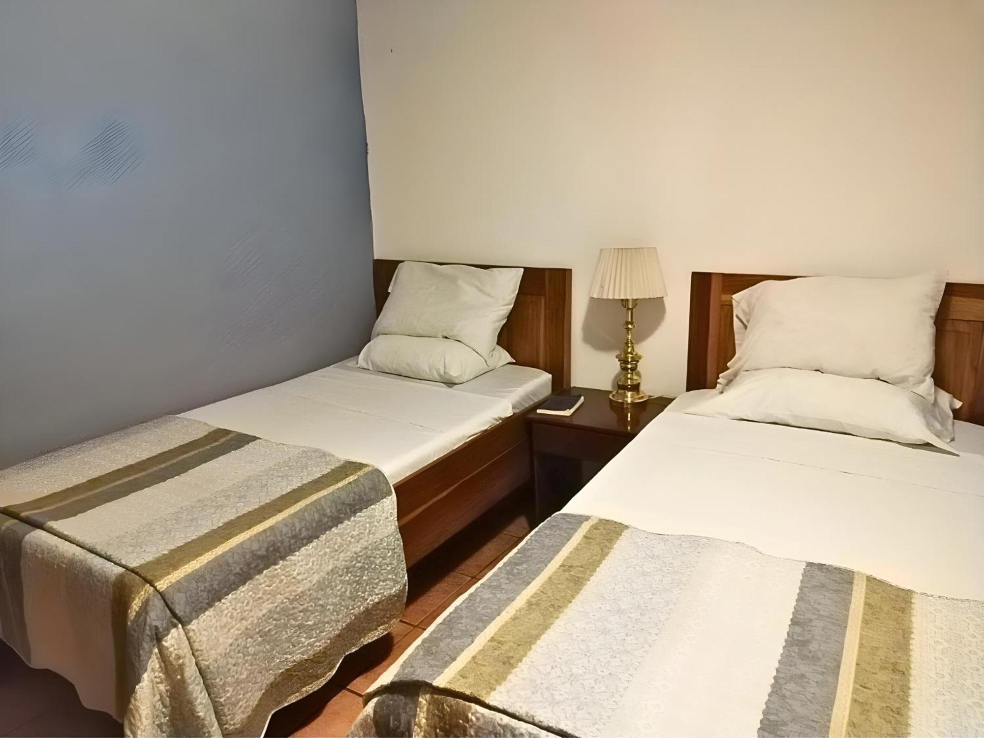 Puerta Del Sol - Airport Hotel 3*