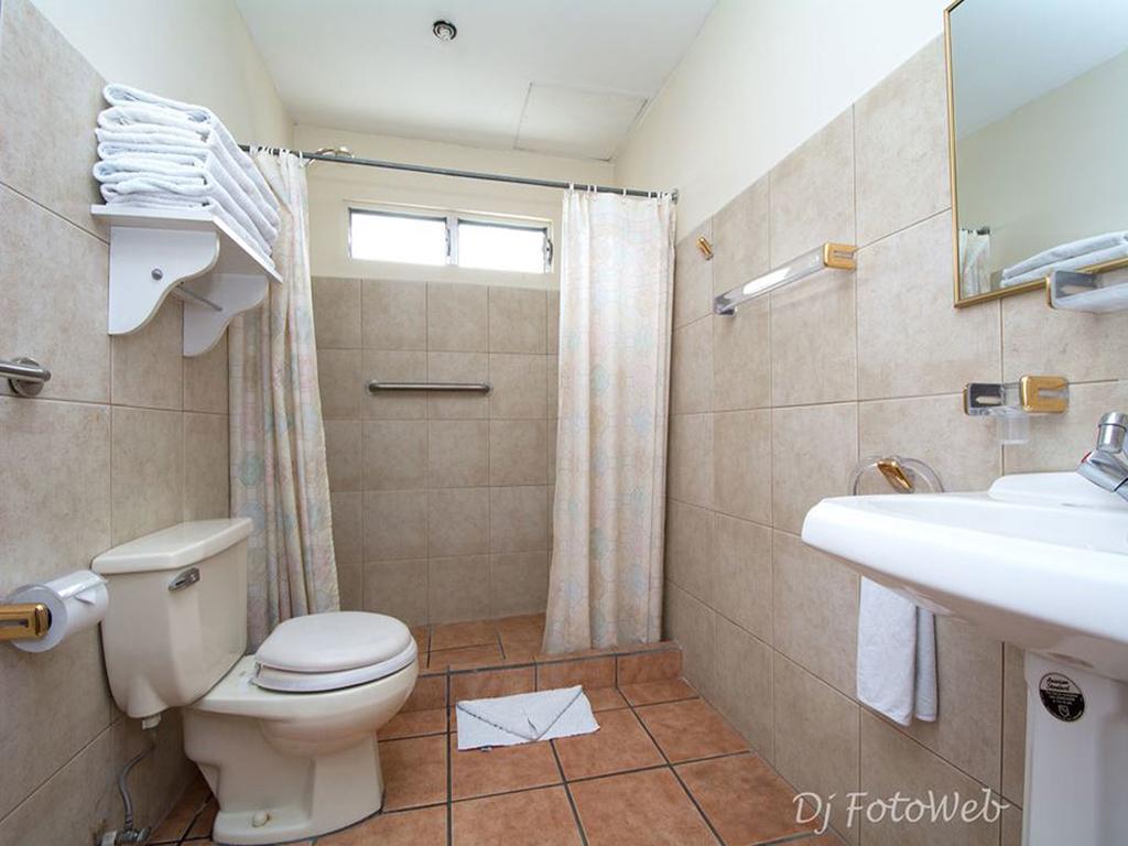Puerta Del Sol - Airport Hotel 3*